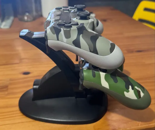 Controles sem fio compatíveis com ps4 bluetooth camuflados com carregador