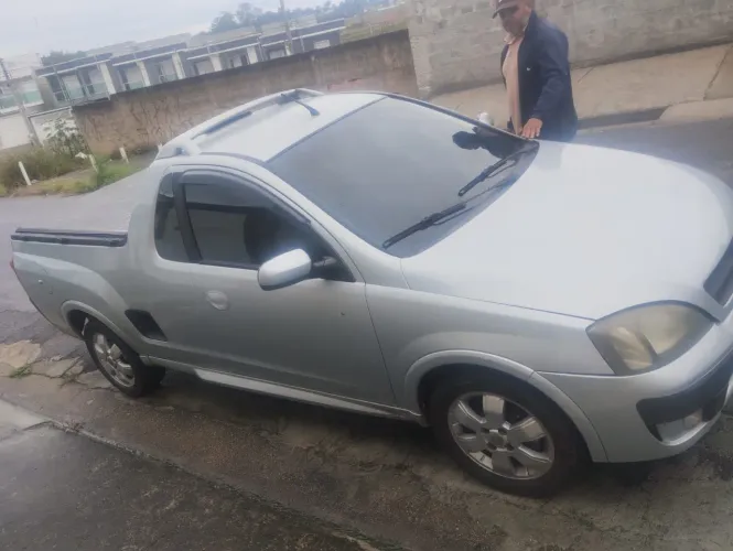 Chevrolet Montana Sport 1.8 MPFI Flexpower 8V 2004