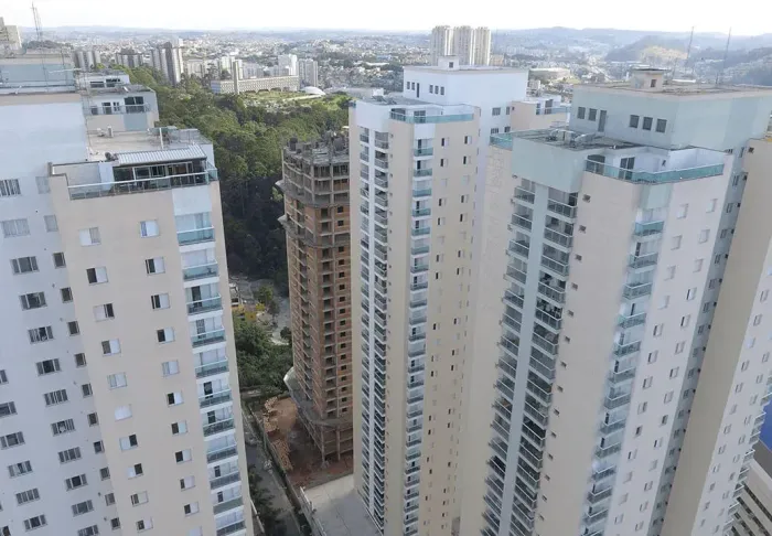 Apartamento condominio castanheiras com 3 dormitorios reforma em Taboão da serra