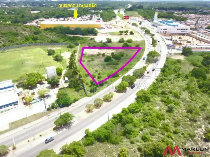 Terreno em Pitimbú, 5.394m², excelente localização, no prolongamento da Prudente de Morais