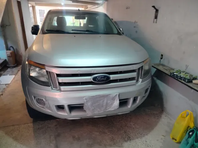 Ford Ranger XLT 2.5 16V 4X2 CD Flex 2014