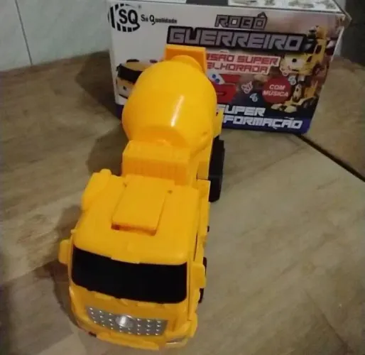 Carro Que vira Robô, Transformer, Betoneira