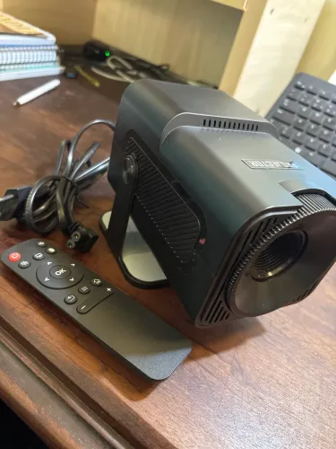 Projetor HY320