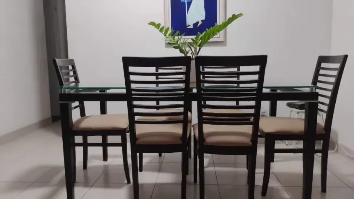 Conj mesa de jantar 6 cadeiras