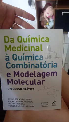 Livro Da química medicinal a química combinatória e modelagem molecular