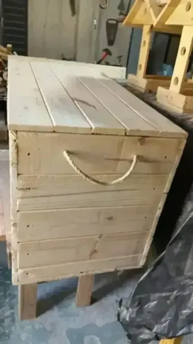 Bau Grande de madeira com Pé com regulagem de altura