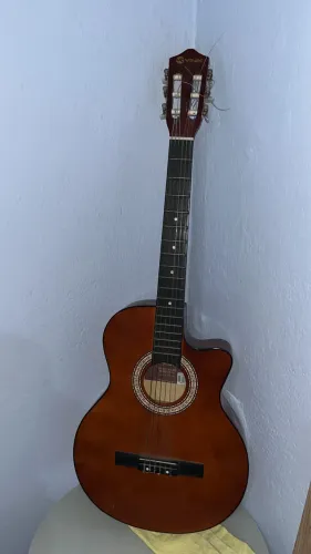 Violão infantil