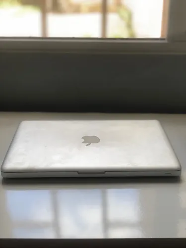MAC BOOK PRO