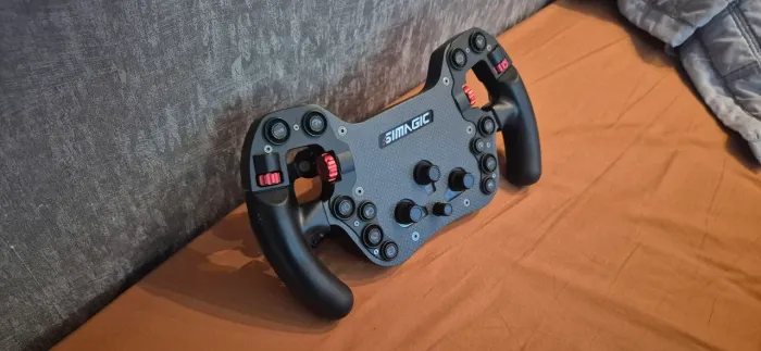 Simagic volante FX formula