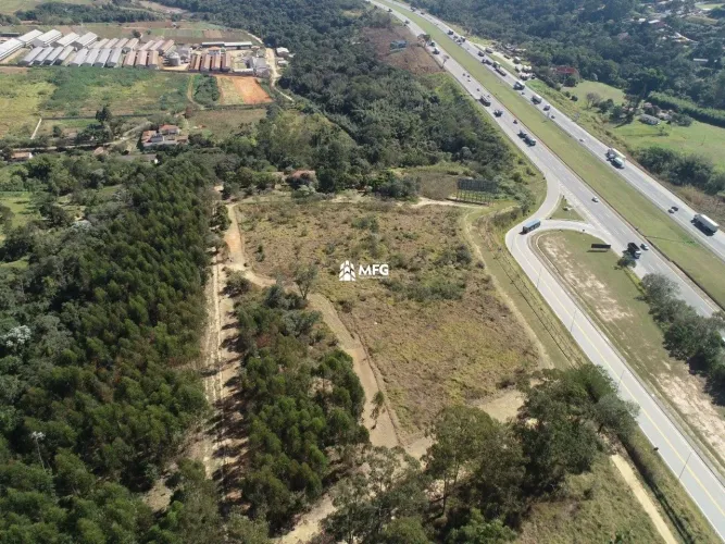 Área Comercial para Venda - 42.270 m² na Rodovia Castello Branco (Km 62,5) - Dona Catarina