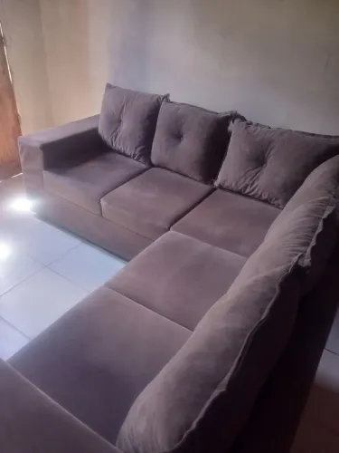 Sofá tipo L 5 lugares semi novo