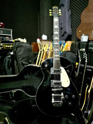 Guitarra Gretsch G5230T Eletromatic Jet Bigsby /ñ Gibson epiphone prs fender ibanez esp