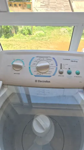 VENDO MAQUINA ELETROLUX TURBO ECONOMIA 12KG