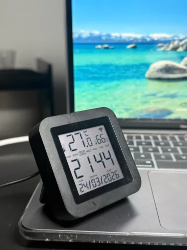 Sensor Temperatura Tuya Wi-Fi 3 em 1 + Controle Infravermelho