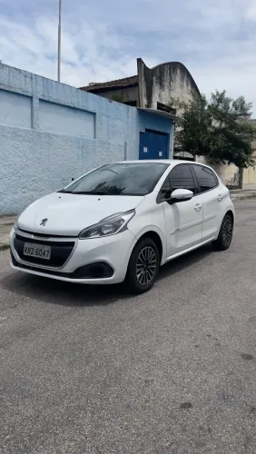 Peugeot 208 Active 1.2 Flex 12V 5P Mec. 2018