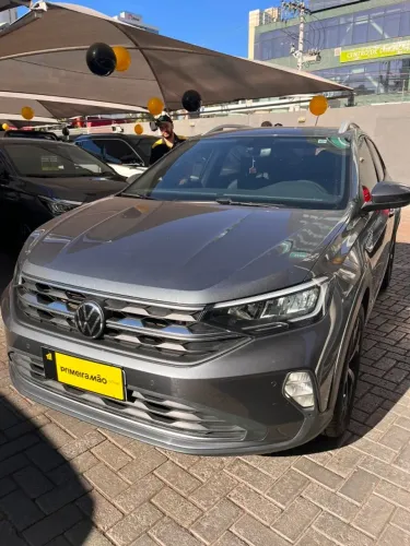 Volkswagen Nivus Highline 1.0 200 TSI Flex AUT 2021