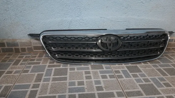 Grade do radiador Corolla XEi 2003 até 2008 original