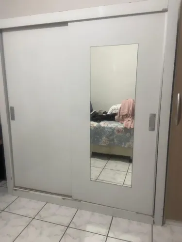 Guarda-roupa