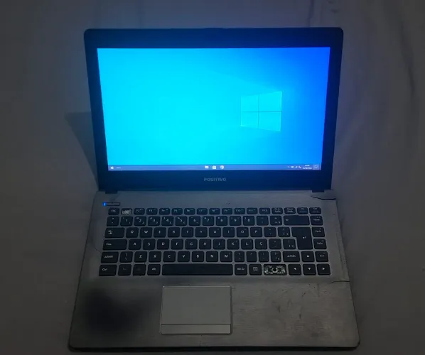 Notebook Positivo Stilo XR3000 Celeron N2806 1.6Ghz 4GB DDR3 128GB SSD SATA 14" HD