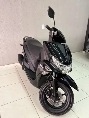Yamaha Fluo 125 cc ABS 2023? economia, resistência e confiança pra encarar o dia a dia! ?
