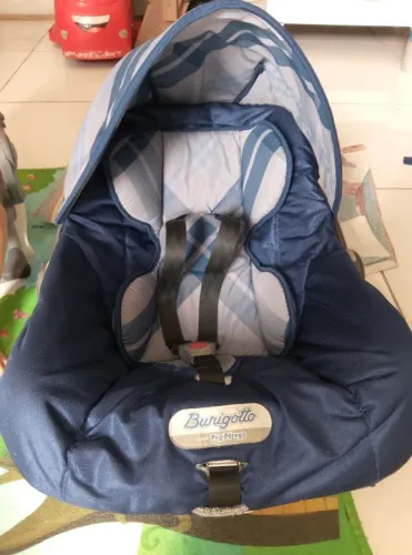 Bebê conforto Burigotto