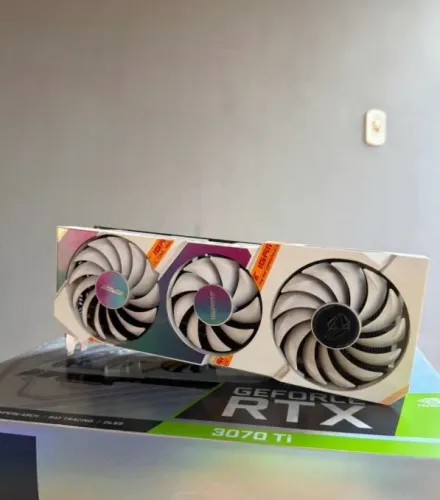 Placa de vídeo RTX 3070ti iGame colorful