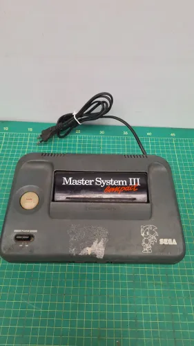 Master system 3 compact com defeito