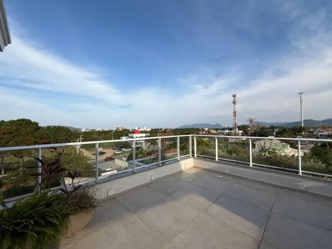 Cobertura Premium Sul da Ilha com 3 Quartos e 2 vagas