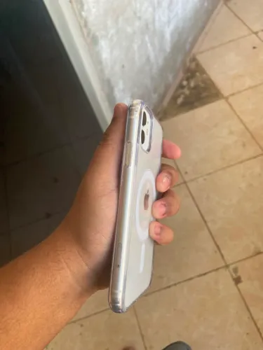 Vendo iPhone 11
