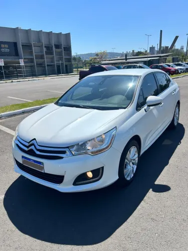 Citroen C4 Lounge Tendance 2.0 Flex 4P Aut. 2014