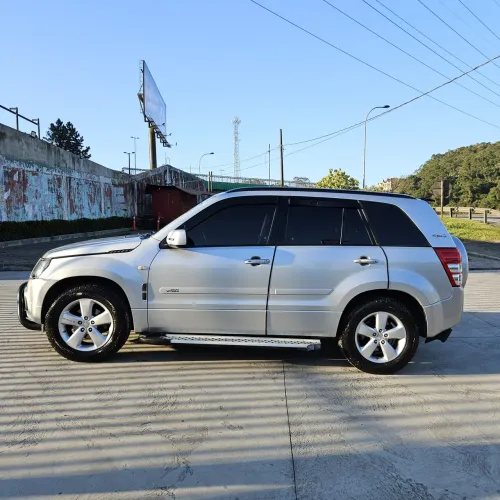 Suzuki Grand Vitara 2.0 16V 4x2/4x4 5P Aut. 2012