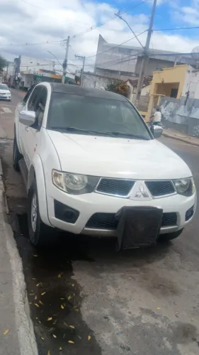 Mitsubishi L200 Triton HPE 3.2 CD TB Int.diesel AUT 2012