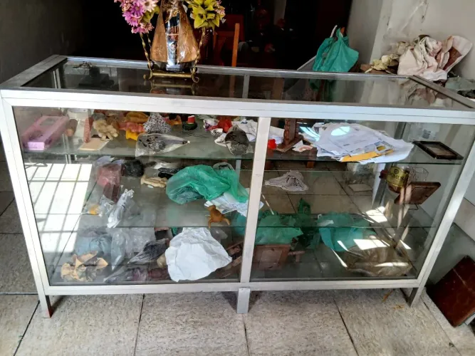 VITRINE 1,70x57
