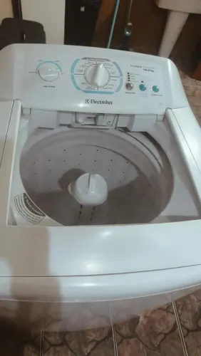 Maquina de lavar roupa Electrolux 