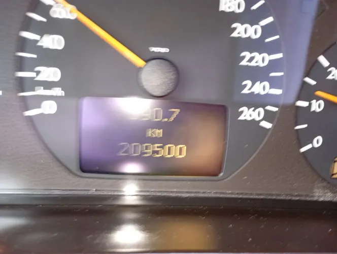 Mercedes-Benz E-320 3.2 Elegance 2002