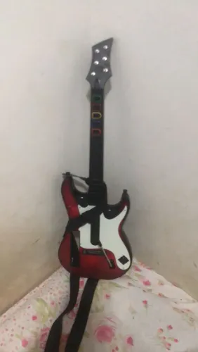 Vendo guitarra de nintendo Wii