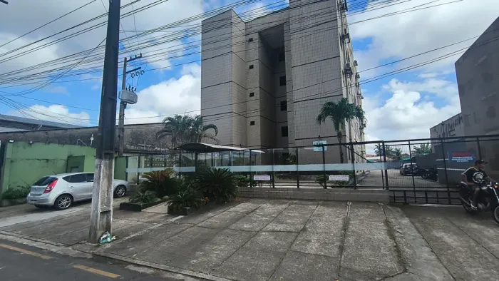 Alugo no Edf. metrópole AP 2 e 3/4, suíte
