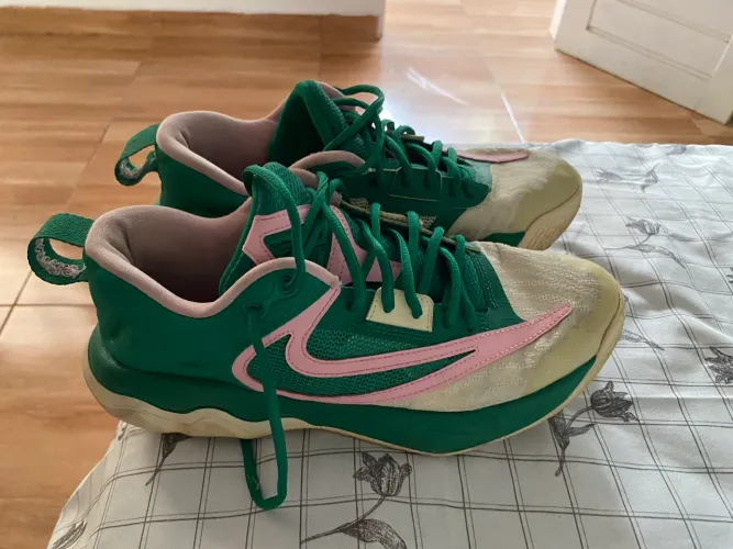 Tênis de basquete Nike Giannis Immortality 3 5 The Hard Way