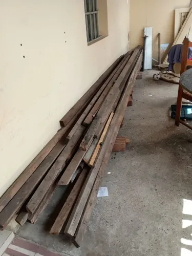 Caibo de madeira 