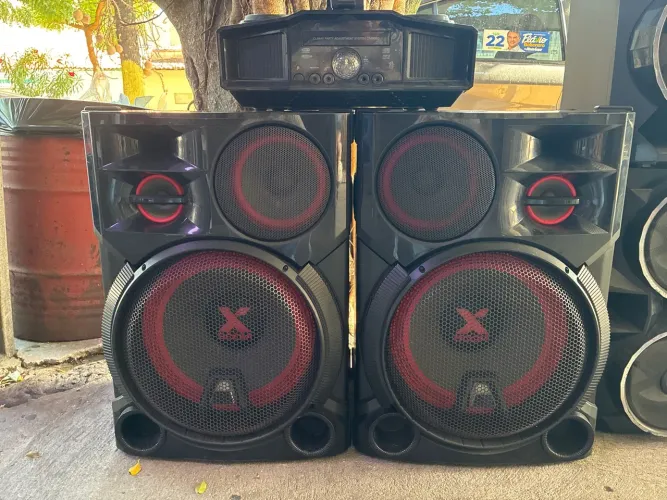 Som LG XBOOM