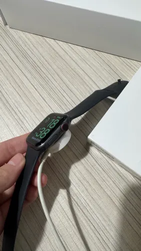 Apple Watch Series 4 40mm Preto (GPS + 4G) - Completo na Caixa