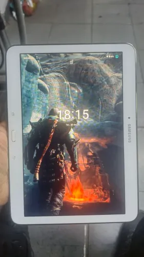 Vendo tablet samsung tab4 ja com android 11 so pegar e usar