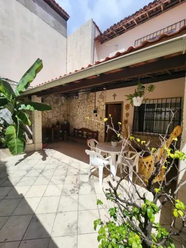 Casa de Esquina - Via B - Stella Maris