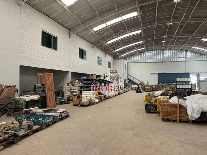 VENDO GALPÃO, 2.700m² por R$ 25.000.000 ou ALUGO por R$ 80.000/mês - Santa Etelvina - Mana