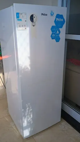 FREEZER VERTICAL PHILCO 201 LITROS