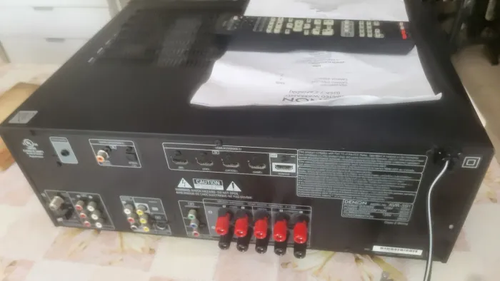 Vendo reciver Denon praticamente novo com controle e manual 