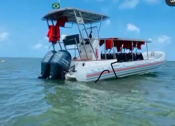 FLEXBOAT 760 TOUR