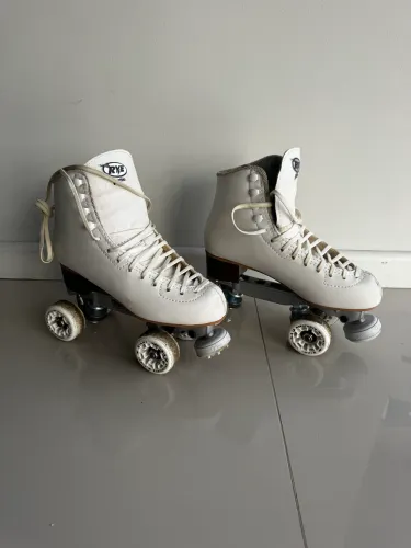 Patins Rye tamanho 38