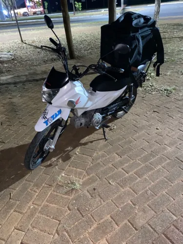Pop 110i branca