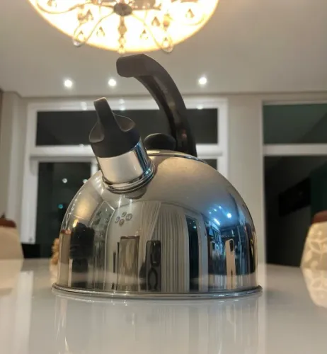 Chaleira Tramontina Inox com Apito
